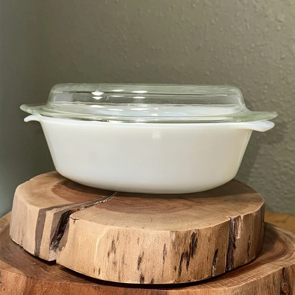 ANCHOR HOCKING Vintage Harvest Vegetable 1-1/2 QT. casserole Dish